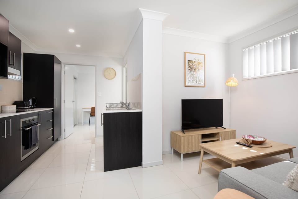 Private Living Room (2)