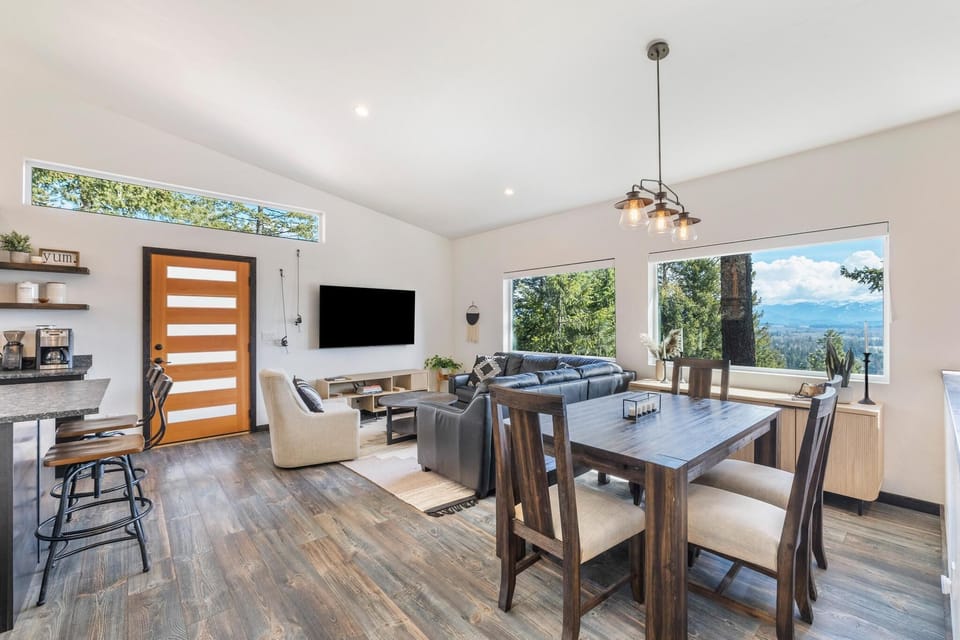 Living and Dining Areas (Upstairs)