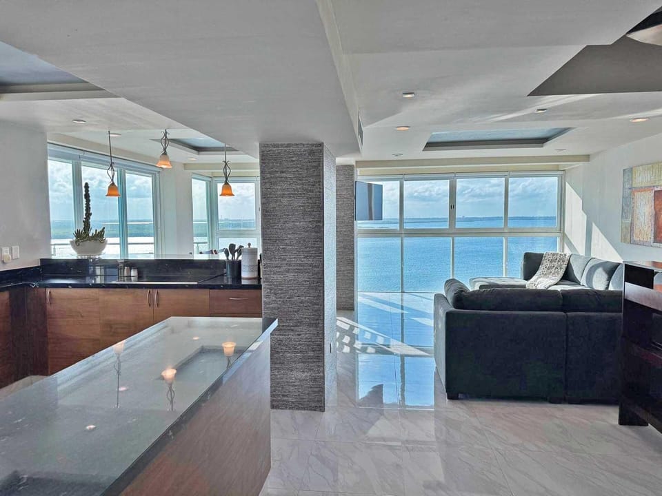 Penthouse 2 of 3
