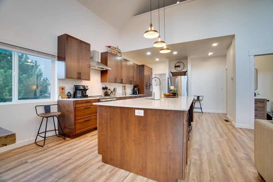 Kitchen | 1st Floor | Dishware & Flatware | Cooking Basics