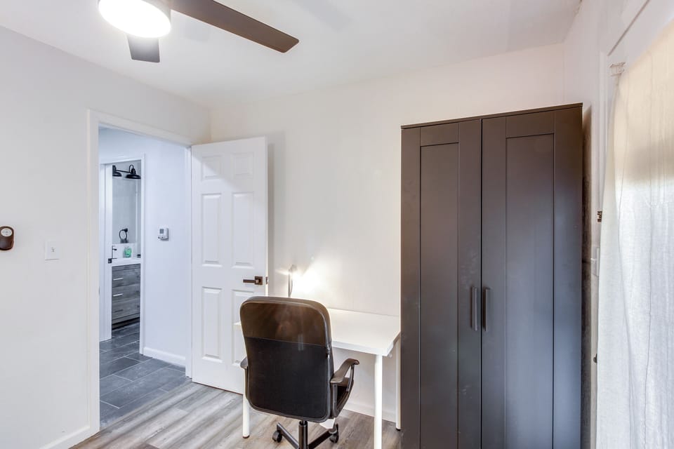 Bedroom 2 (Office) | Full Futon | Laptop-Friendly Desk