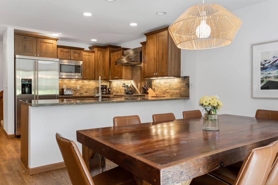 Serve beautiful meals at this gorgeous dining table for 8.
