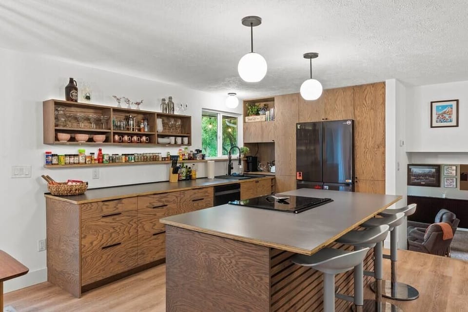 Ample Room to Prepare Your Meals