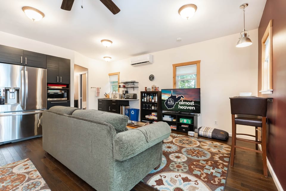 The Cottage - Living Room (2)