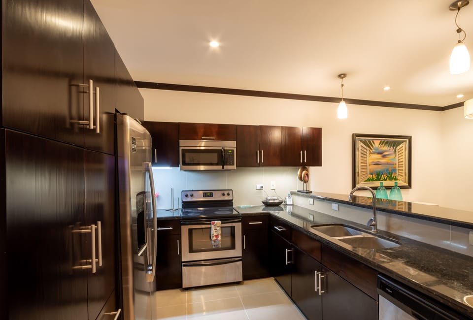Full Kitchen