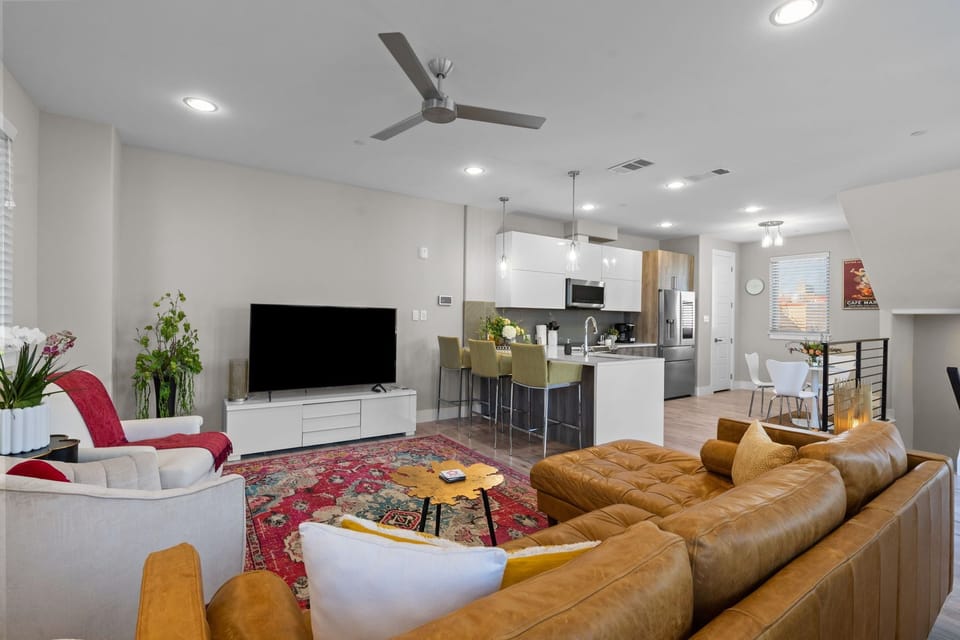 Open Kitchen