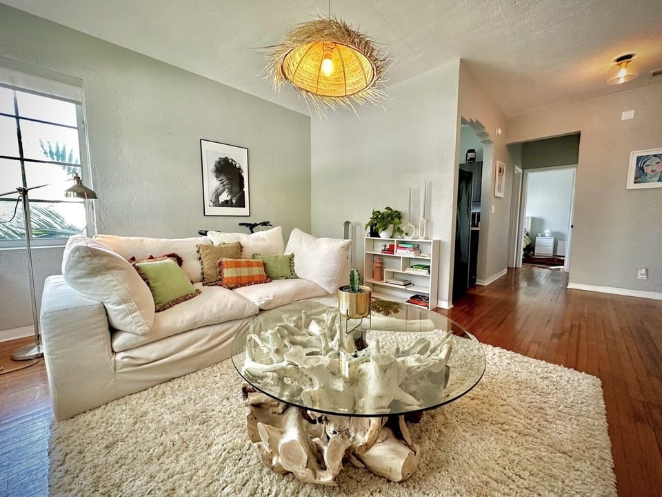 Cute and cozy decor
