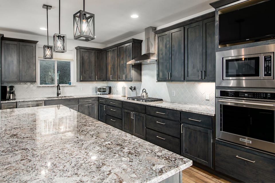 Stunning and spacious kitchen with everything you need to cook for the whole fam