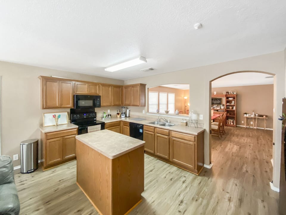 Equipped kitchen 