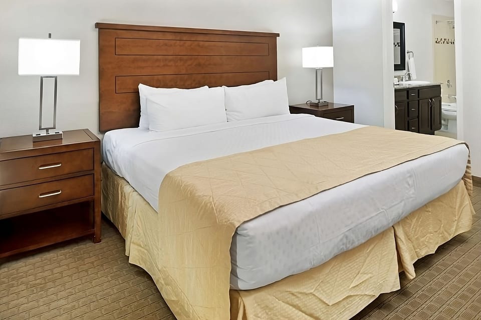 Enjoy easy ensuite access for a smooth, relaxed routine.