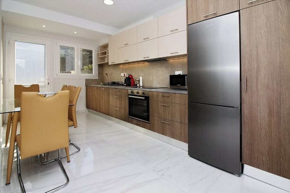 Garitsa Gem Suite