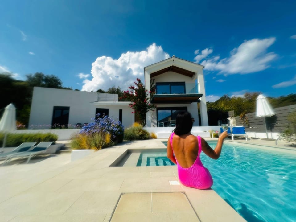 A superb 3-bedrooms-Villa
