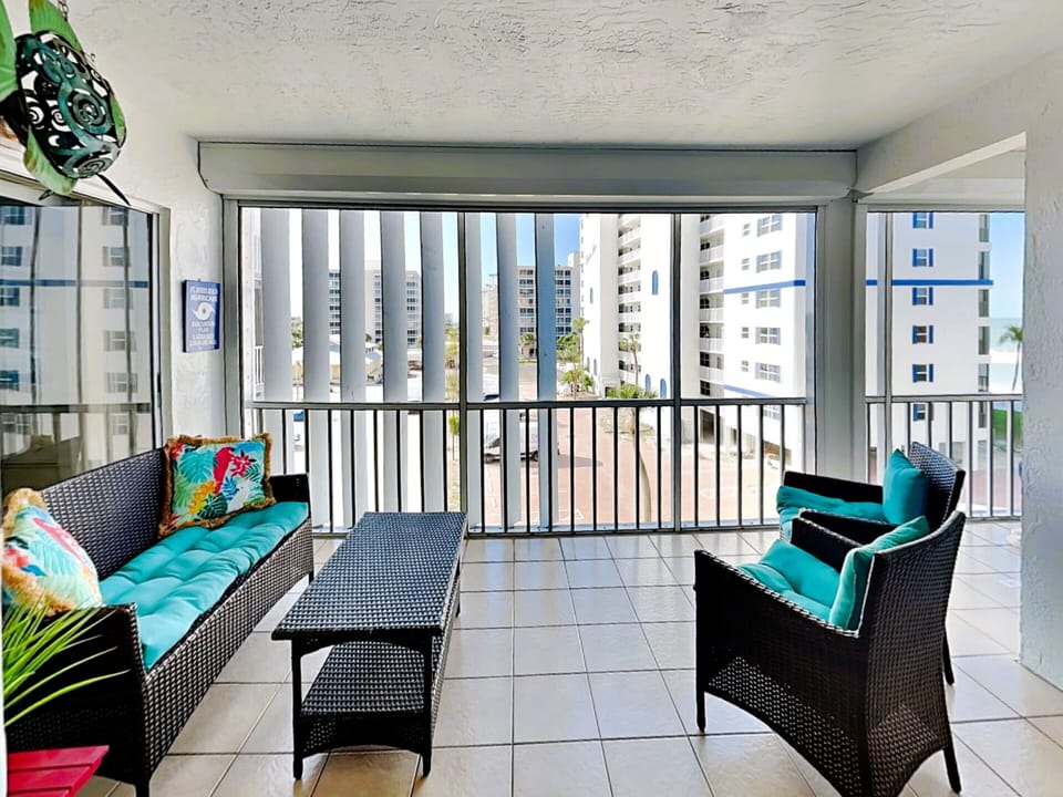 Enclosed Balcony - Partial Water Views