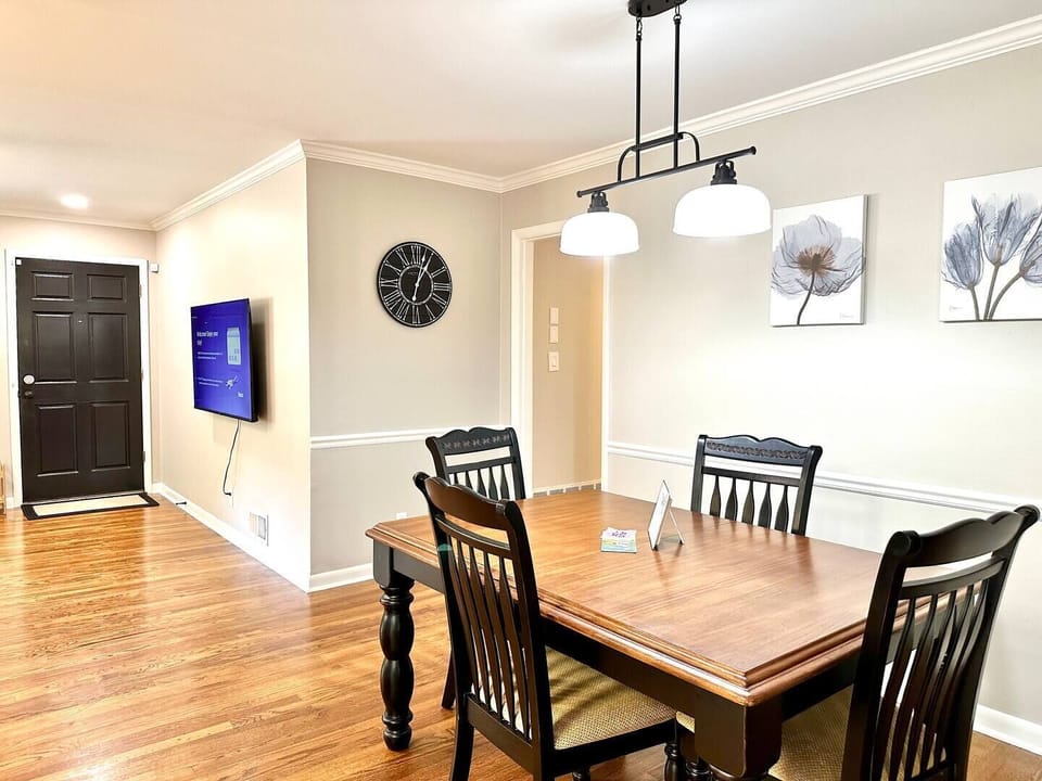 Complete kitchen, dining for 4, carport access. 