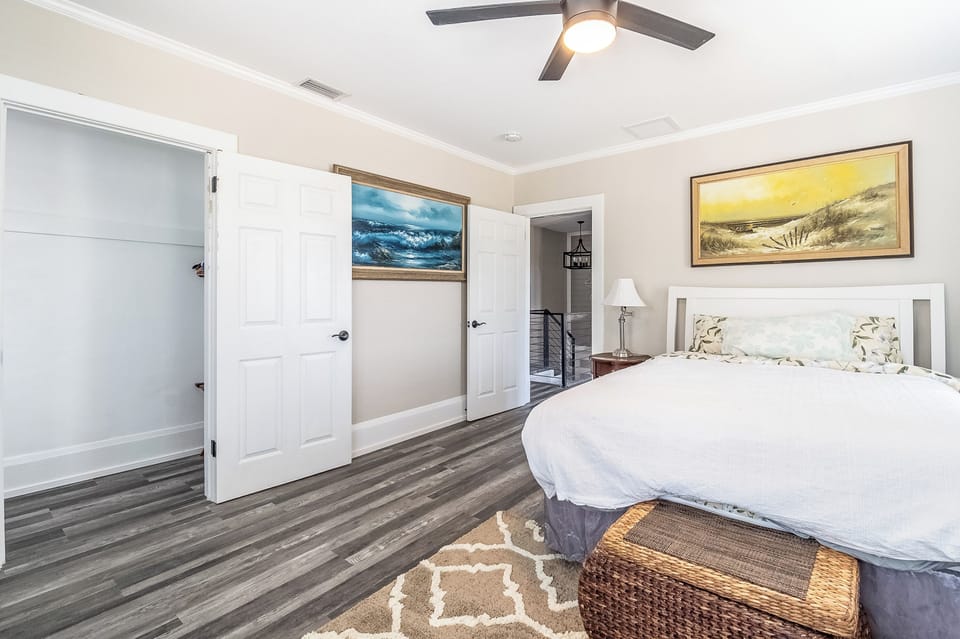 The front bedrooms have some of the best sunset views in the house