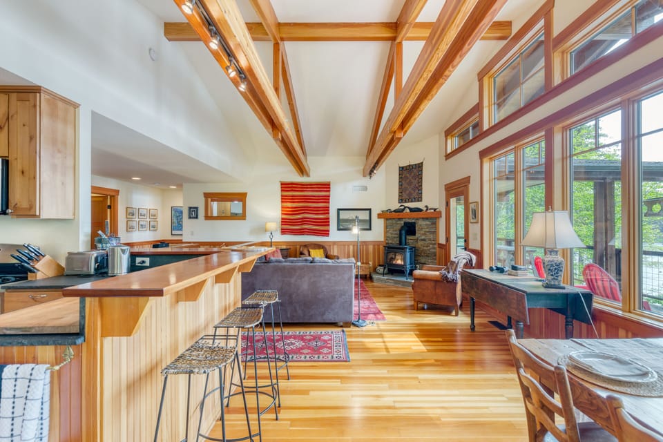 From rustic to refined: the versatility of wood's charm.