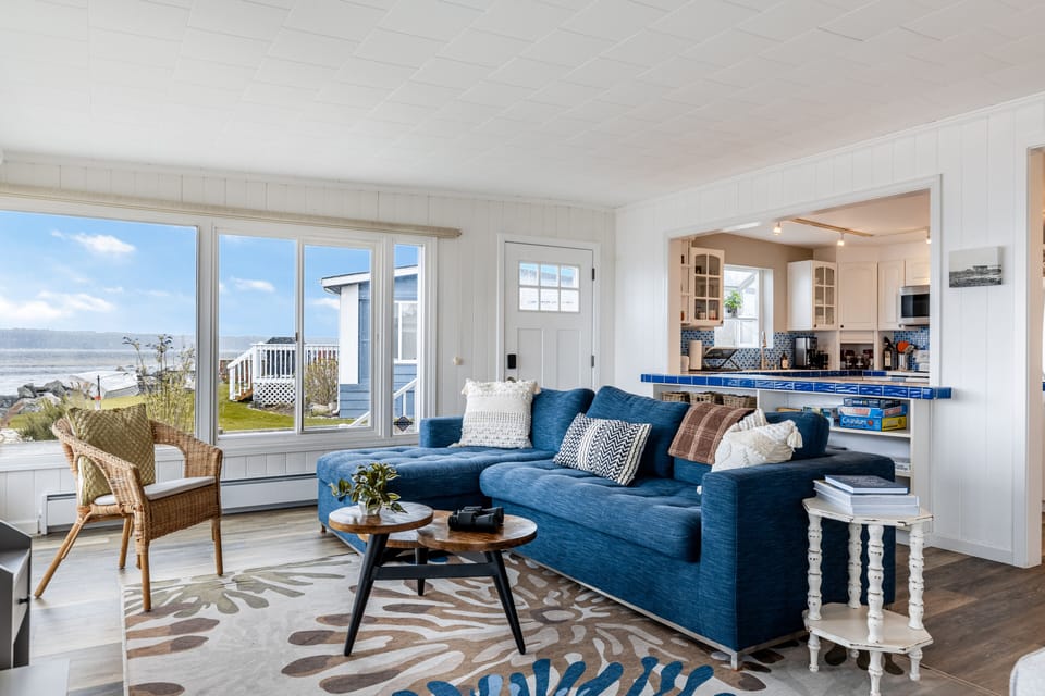 There truly is a space for everyone in this cozy living room.