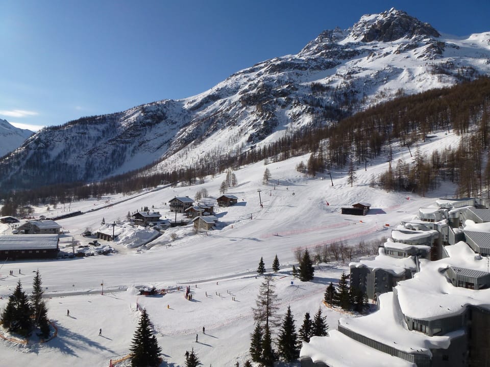 Snow and ski sports