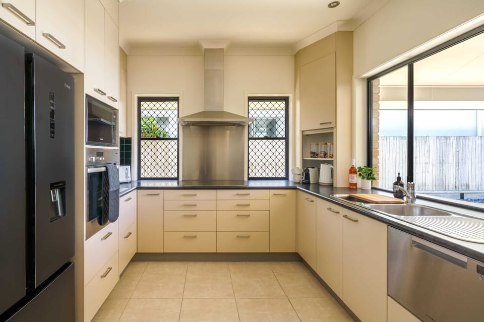Cooking at home is easier than ever with this well-stocked kitchen.