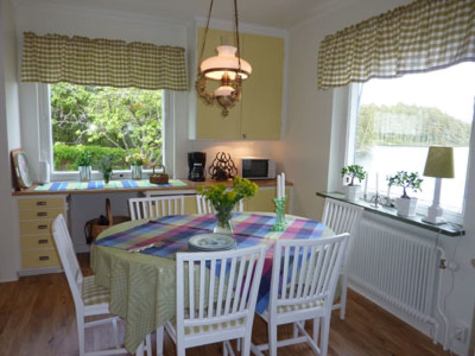 dining place in the kitchen