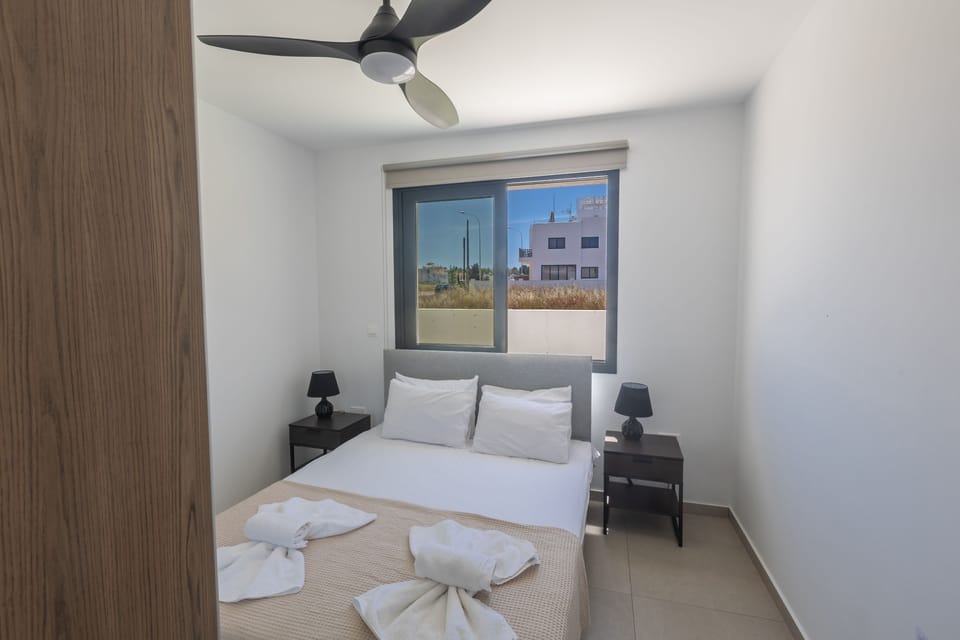 Bedroom 3, ground floor, with double bed