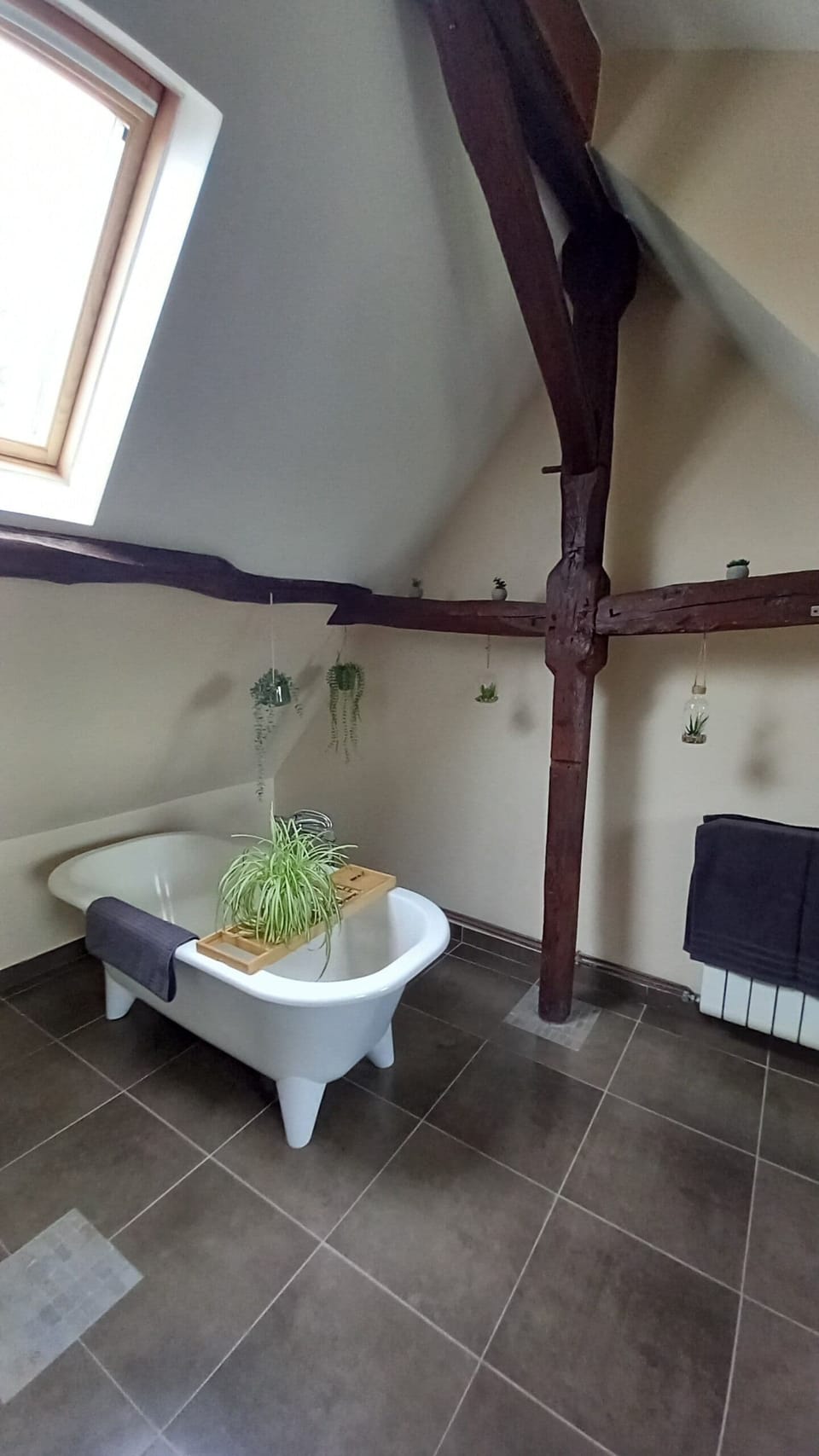 Large family bathroom