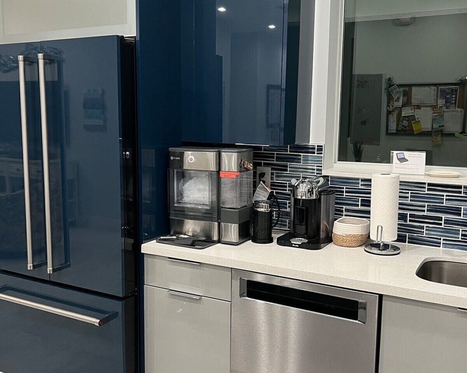 Stocked Kitchen w/Sonic type Nugget Ice and Nespresso machines