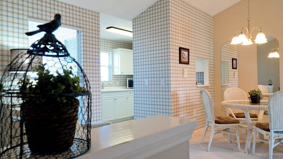 Dining/Kitchen