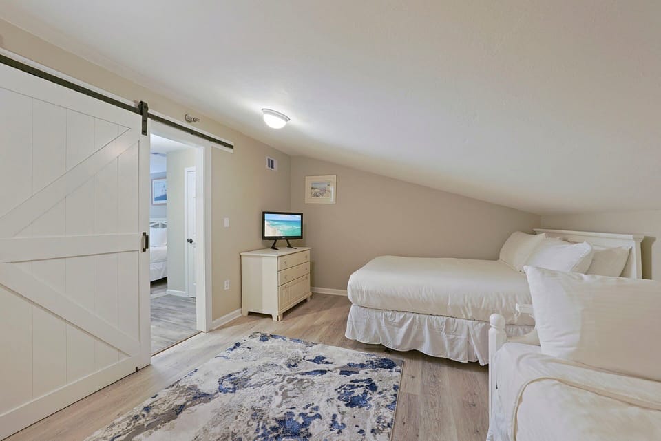 Windancer 403 - Adorable Oceanfront Condo with Beach Views from Balcony, Community Pool and Beach Access in Miramar Beach, Florida - Bliss Beach Rentals