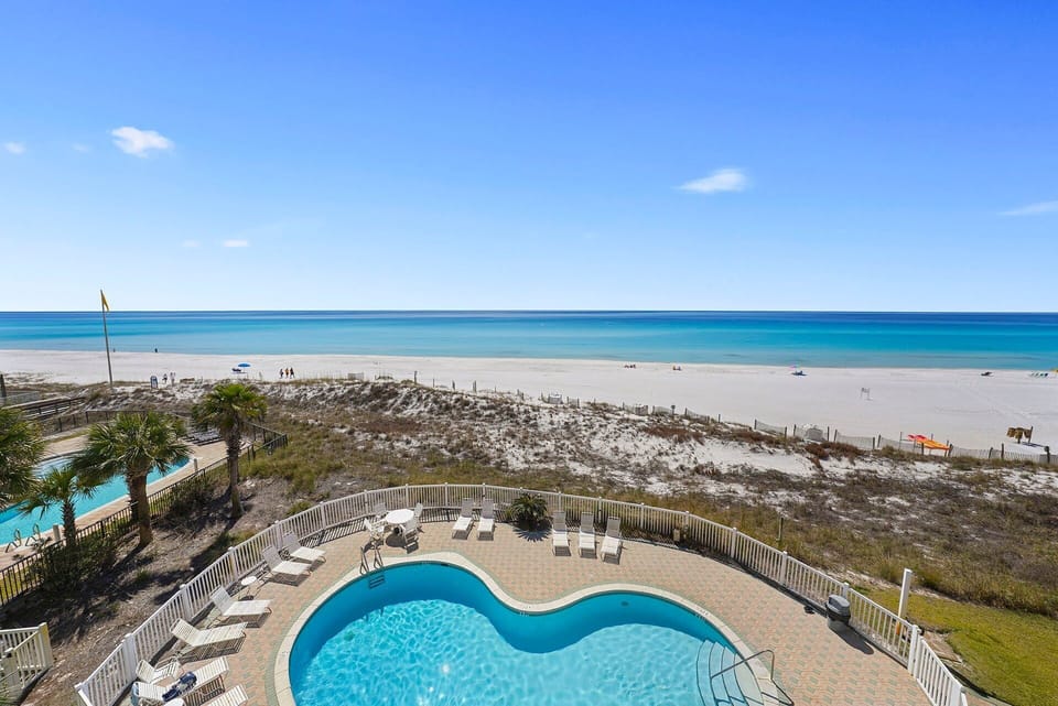 Windancer 403 - Adorable Oceanfront Condo with Beach Views from Balcony, Community Pool and Beach Access in Miramar Beach, Florida - Bliss Beach Rentals