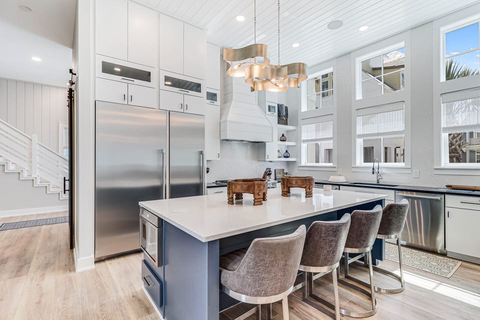 Kitchen, 1st Floor