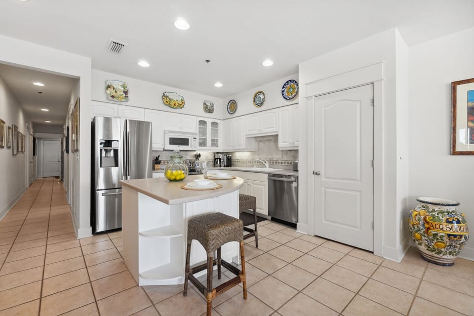 Full Size Kitchen