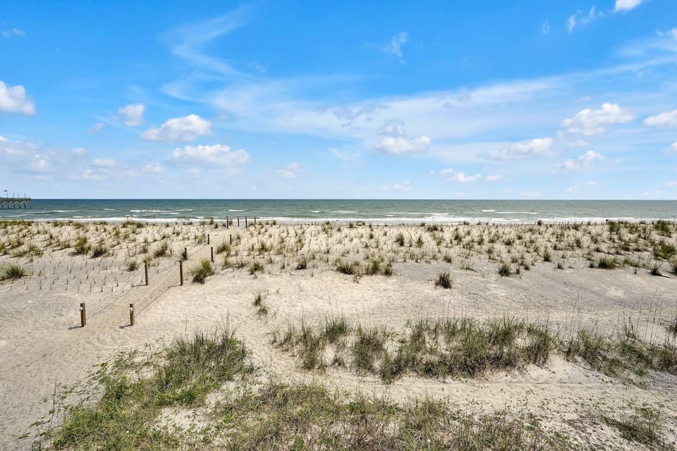 Easy access to the beach