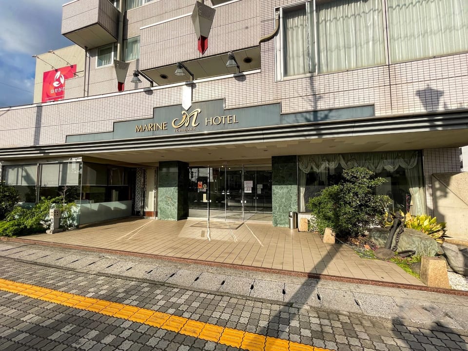 ・[Appearance] Suitable for both business use and sightseeing. We look forward to welcoming you