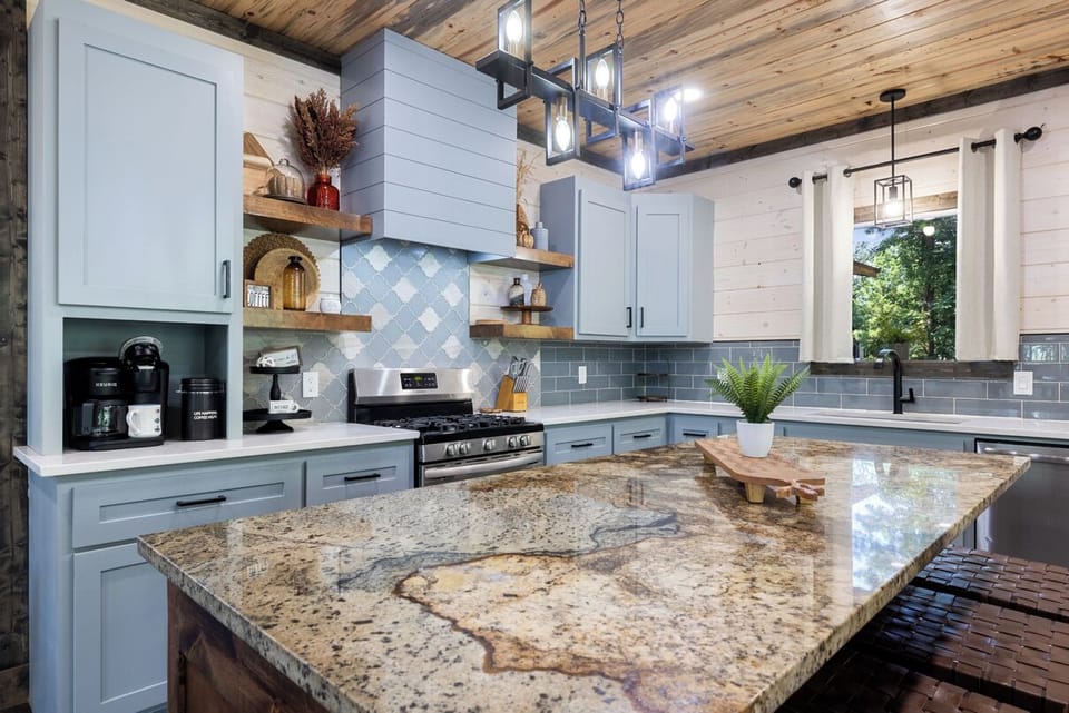 Step into our gourmet kitchen, fully stocked with everything you need to create a culinary masterpiece. From pots and pans to spices and gadgets, this space is designed for food lovers. Unleash your inner chef and enjoy the art of cooking in style!