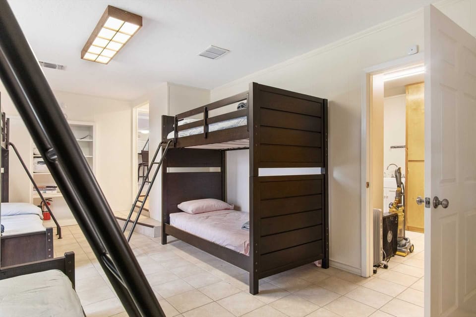 There's awesome slumber space for up to eight in the bunk bedroom alone!