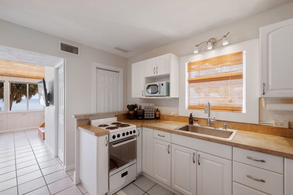 Downstairs kitchen with limited amenities!