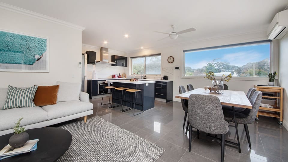 Main living upstairs with air conditioning 