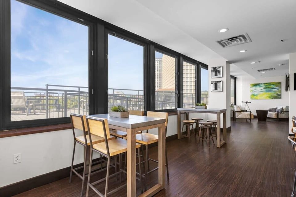 Meeting room lounge
