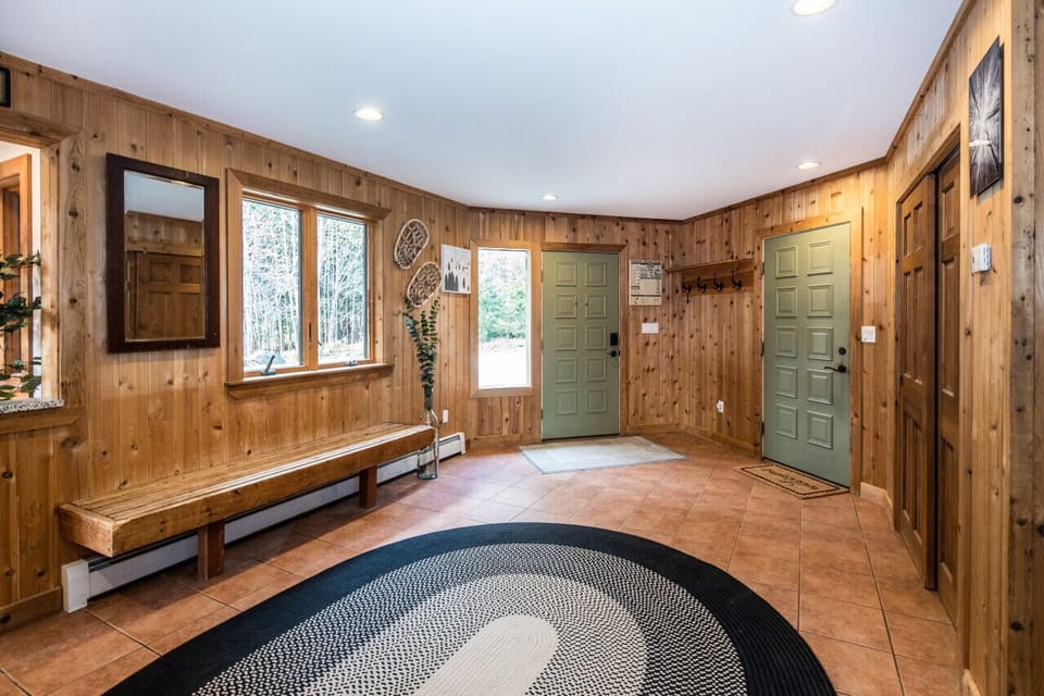 main floor - Entrance - garage and main door