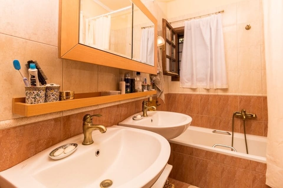 Bathroom of MasterbedroomA