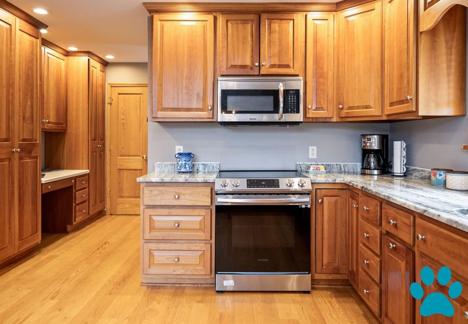 Microwave and oven range