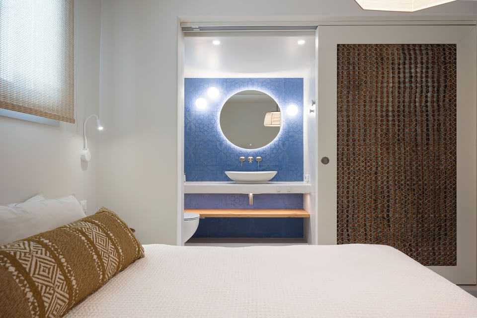 Bedroom with en suite bathroom