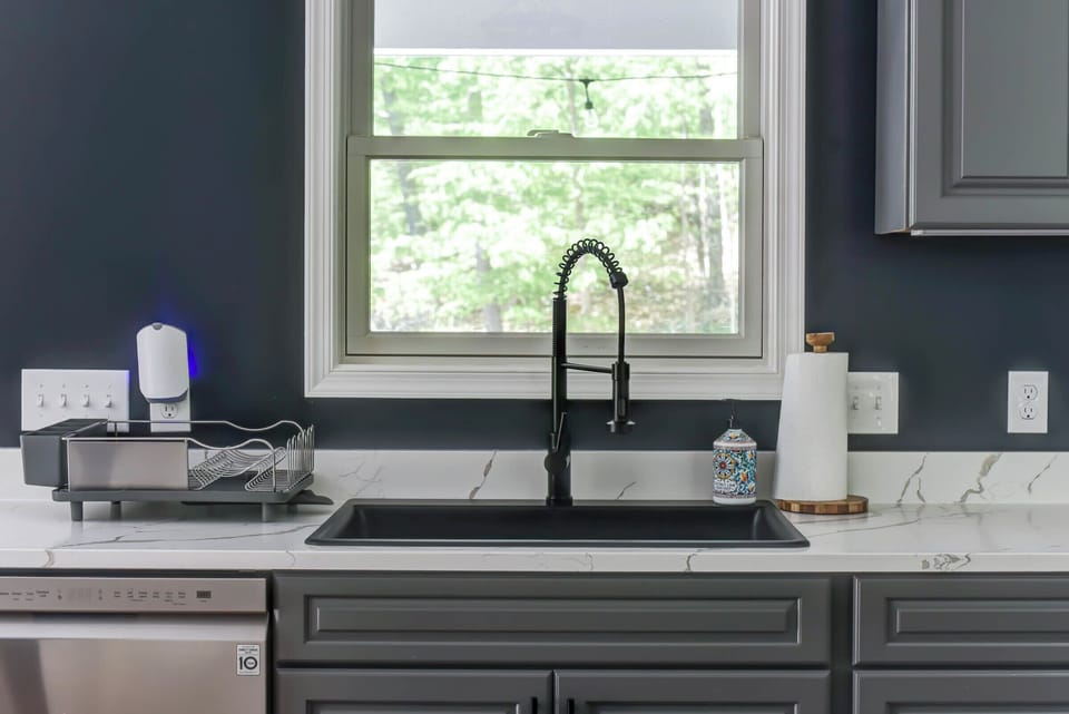 Kitchen sink