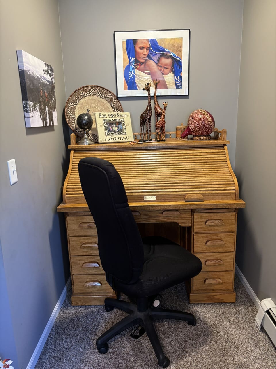 Workstation with high speed internet
