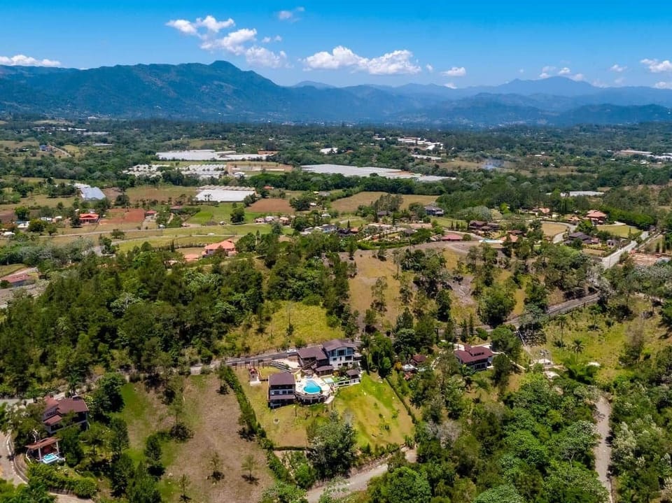 AERIAL VIEW OF MOUNTAIN VILLAGE COMPLEX!