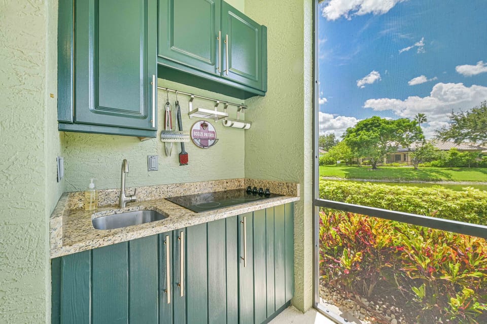 Olivia - Outdoor kitchen and BBQ/grill