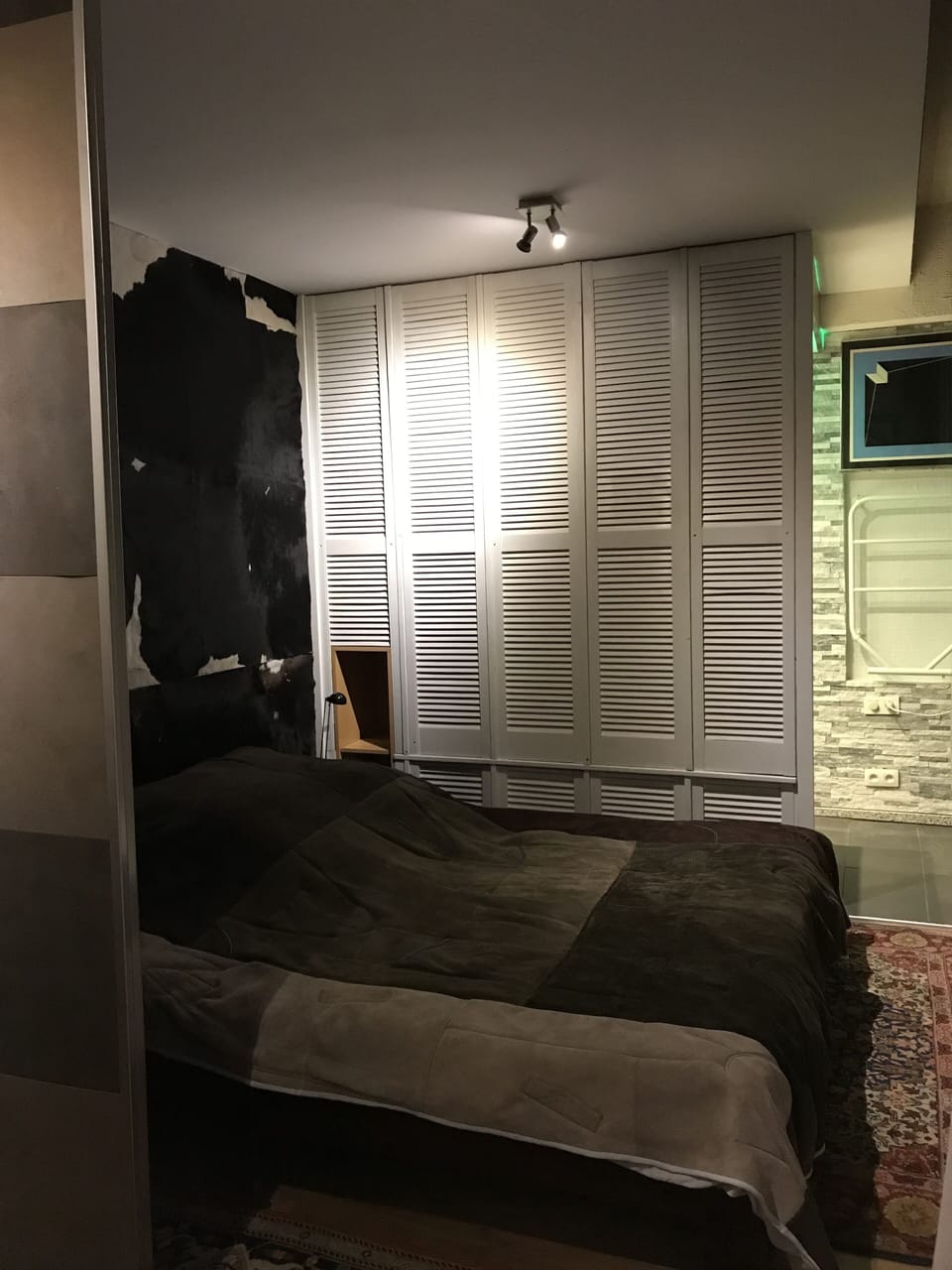 bedroom suite 3