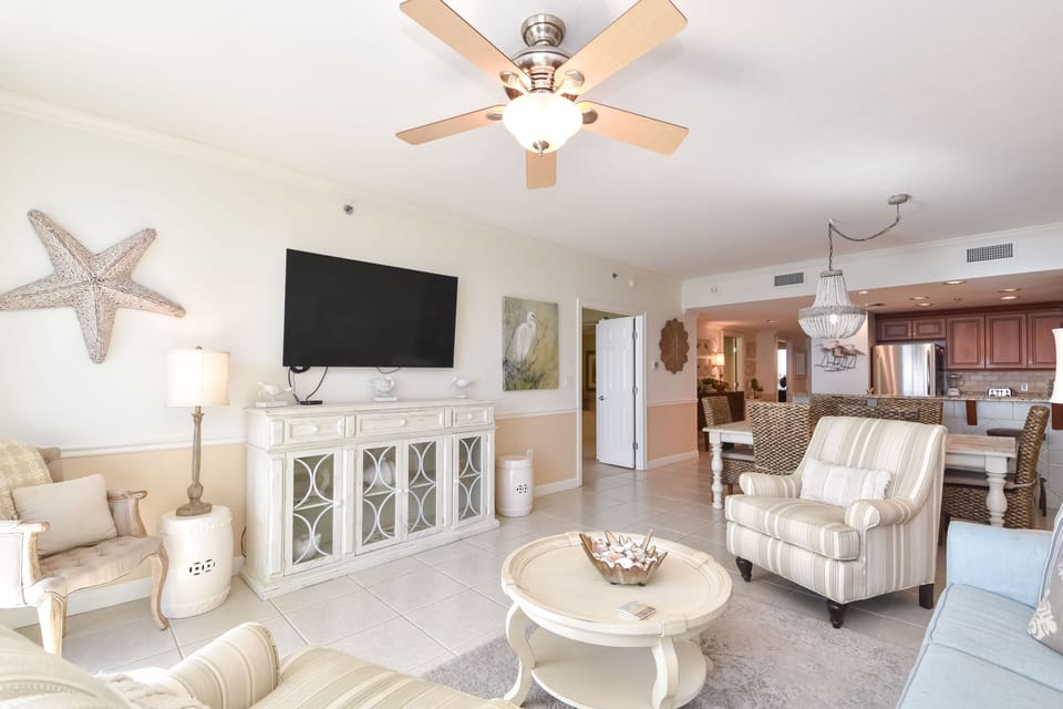 Sterling Shores 602- Living Area