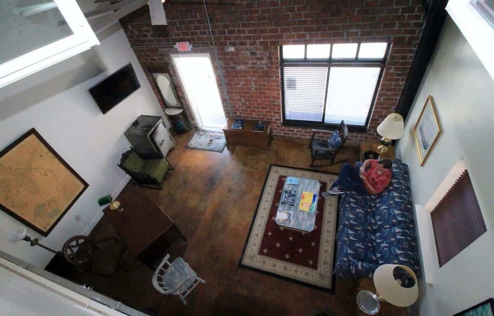 Open, Bright Living Area